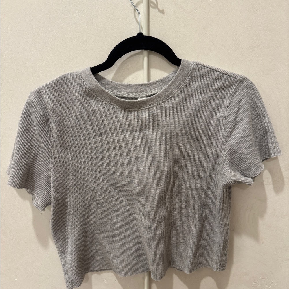 BP Gray Ribbed Crop Top
